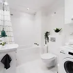 New Apartment-old Town-4 Rooms-new Building-garage Apartment *